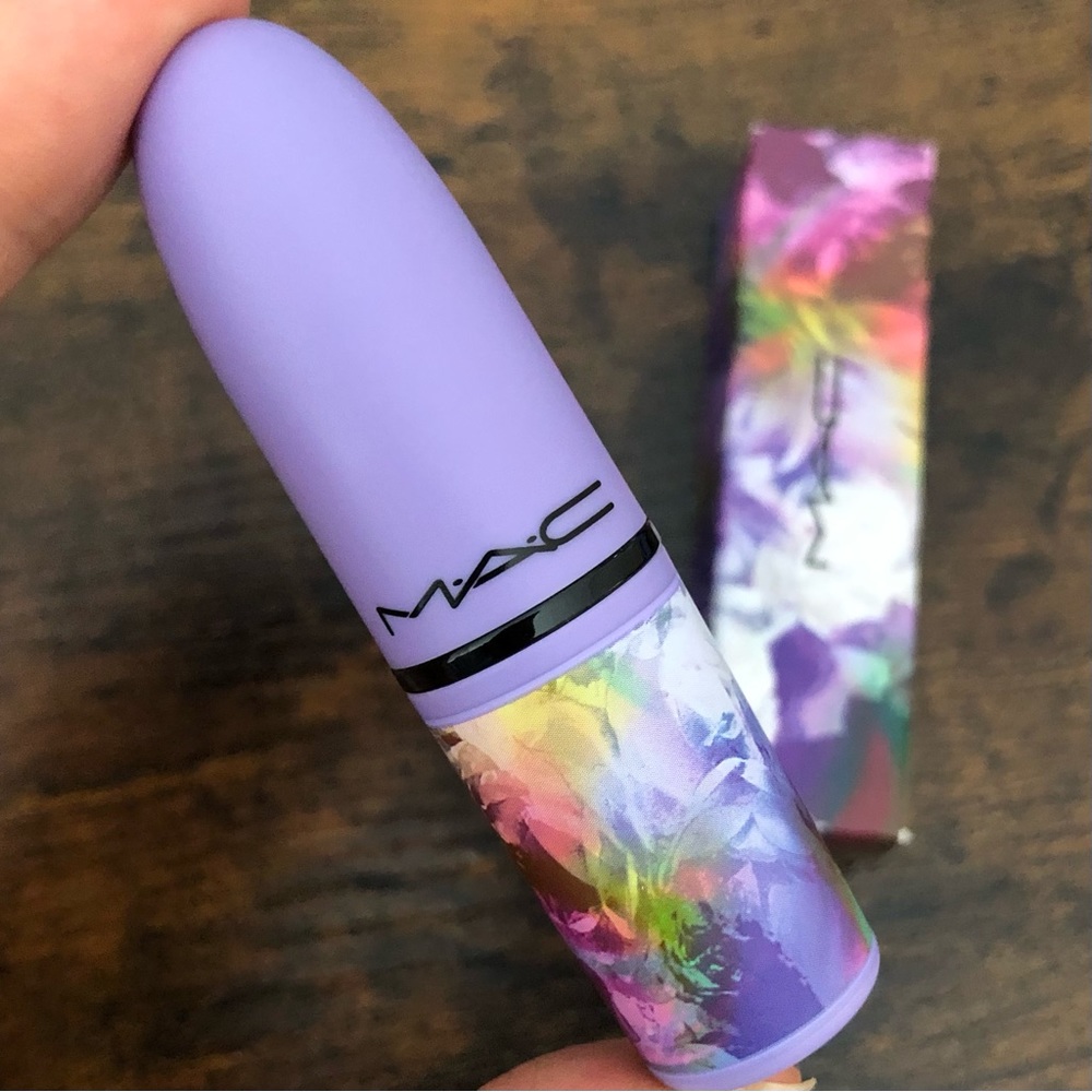 MAC matte lipstick - Full size Limited Edition - Picture 7 of 7